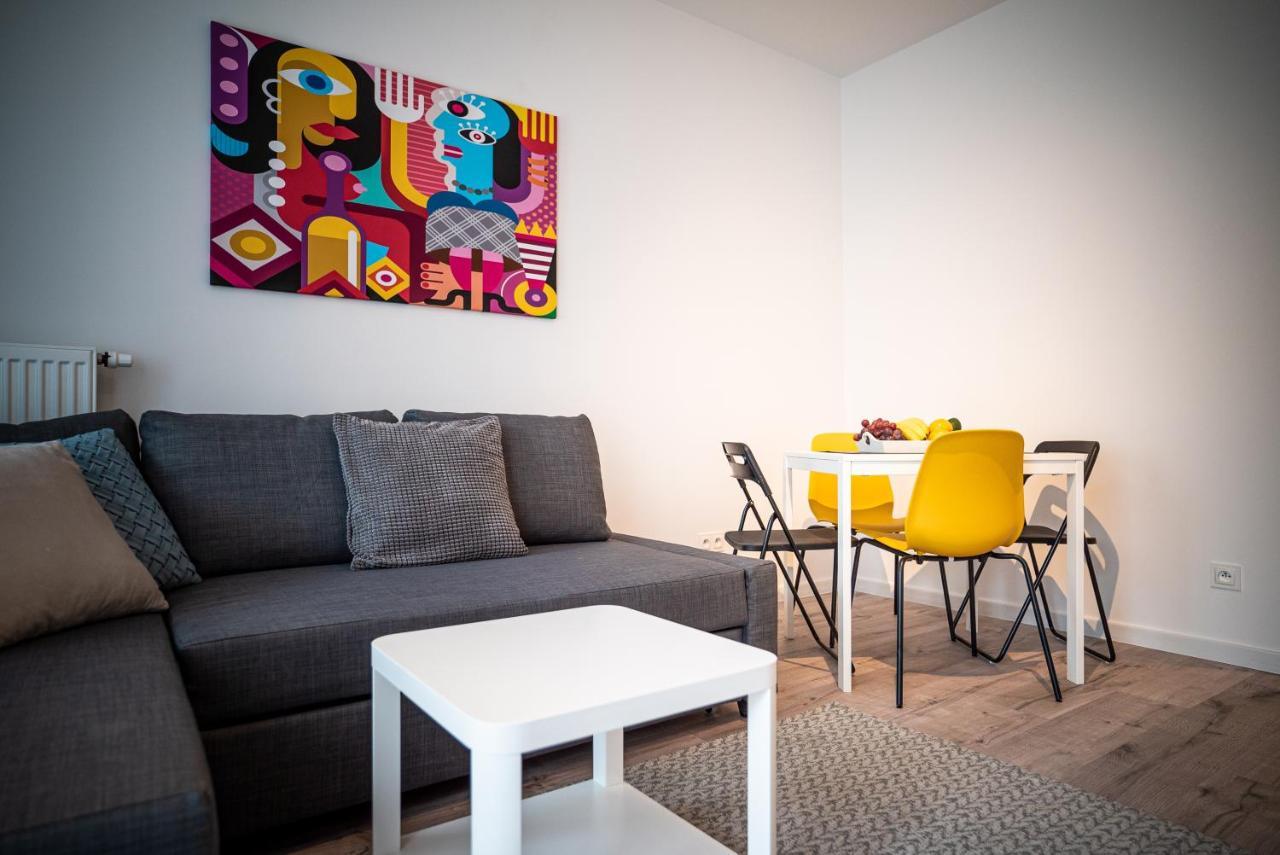 Apartamenty Homely Place Blisko Starego Rynku - Parking Posen Exterior foto