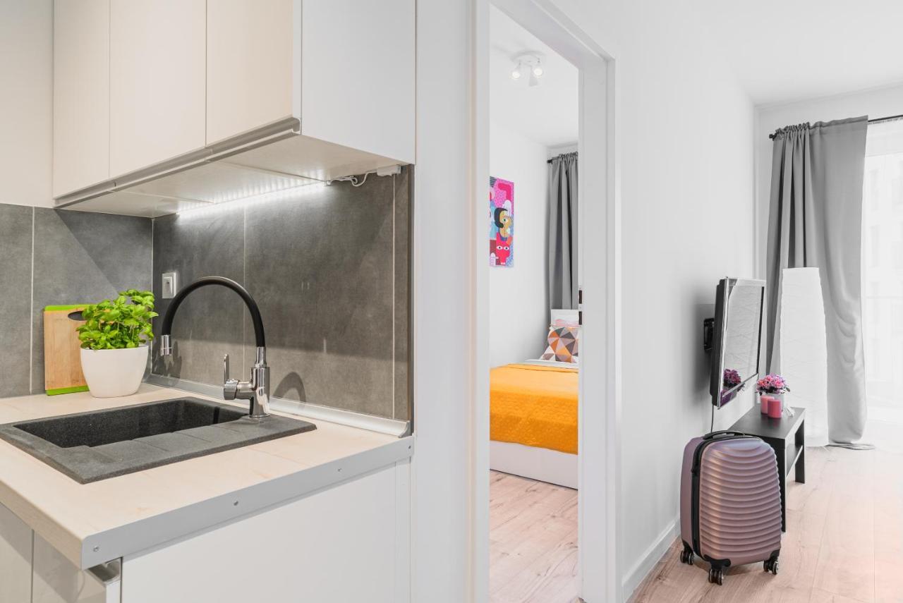 Apartamenty Homely Place Blisko Starego Rynku - Parking Posen Exterior foto