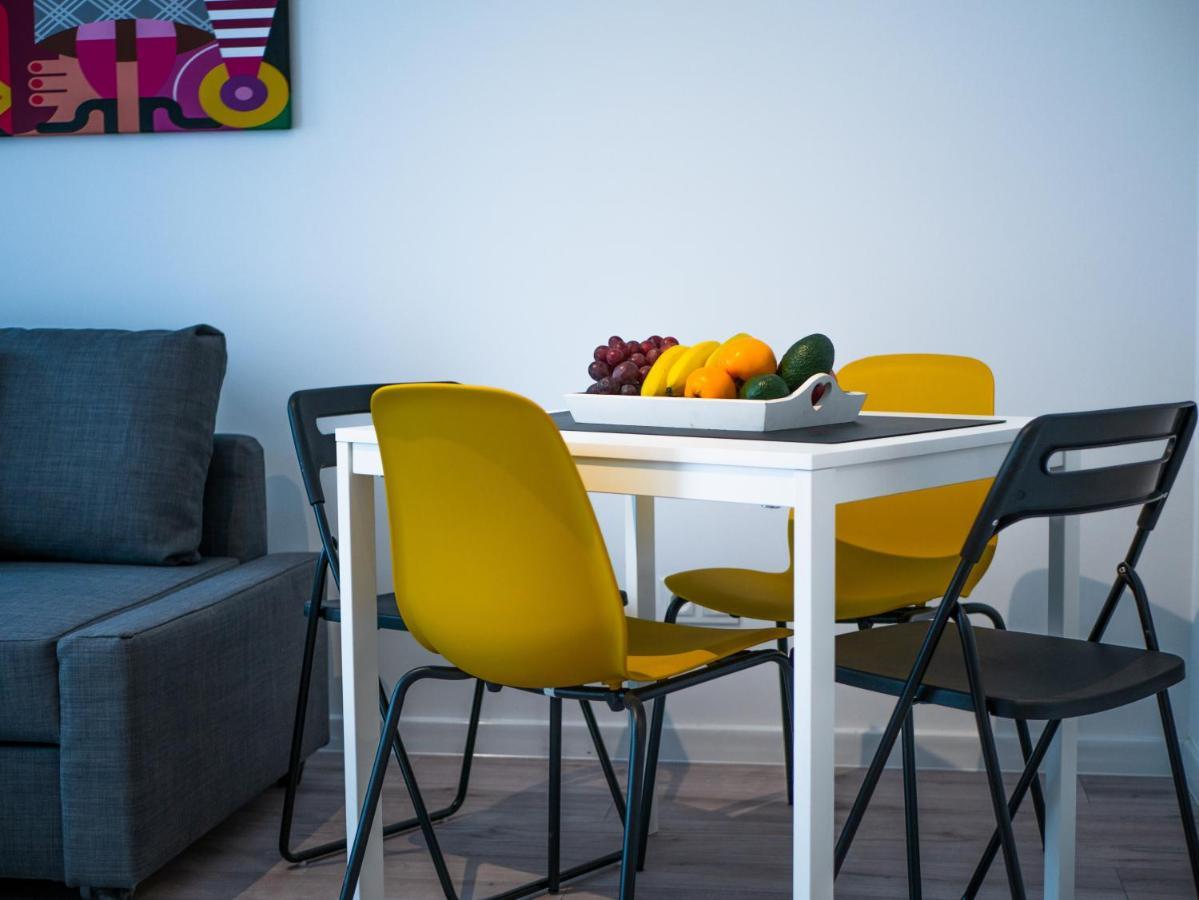 Apartamenty Homely Place Blisko Starego Rynku - Parking Posen Exterior foto