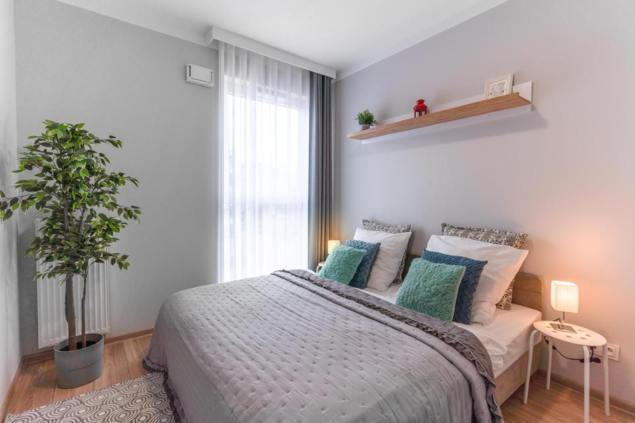 Apartamenty Homely Place Blisko Starego Rynku - Parking Posen Exterior foto